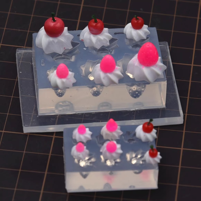 Mini 3D Cream of Cone Strawber - đánh giá và giá Baby Products Cream