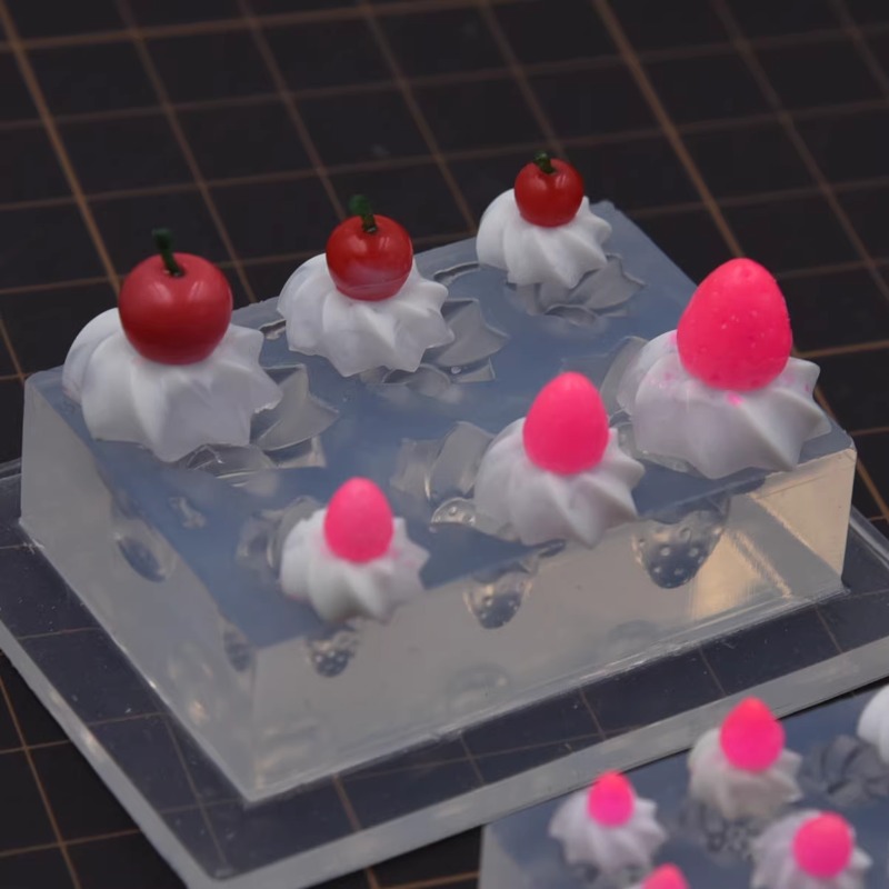 Mini 3D Cream of Cone Strawber - đánh giá và giá Baby Products Cream