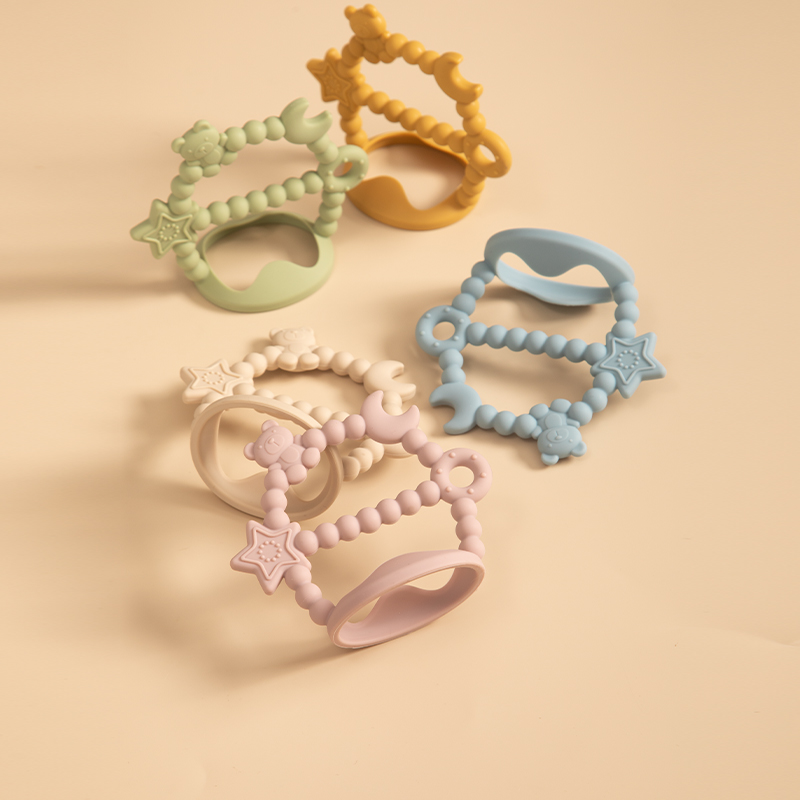 Baby Teething Toy Silicone Tee - đánh giá và giá Teething Mitten Baby